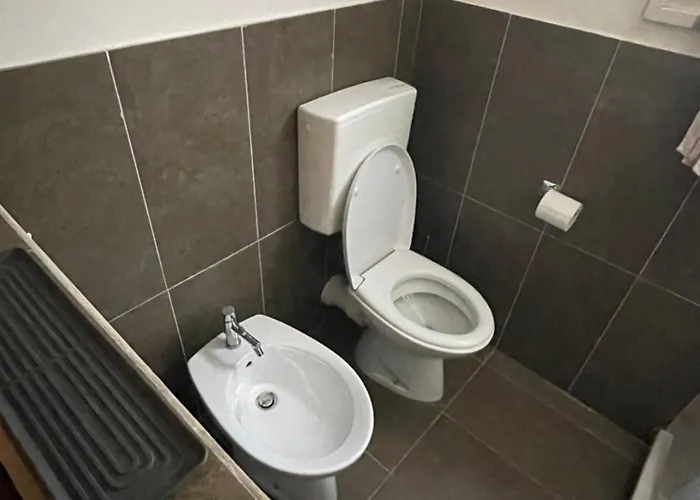 Oda ve Kahvaltı Il Fenicottero Cervia